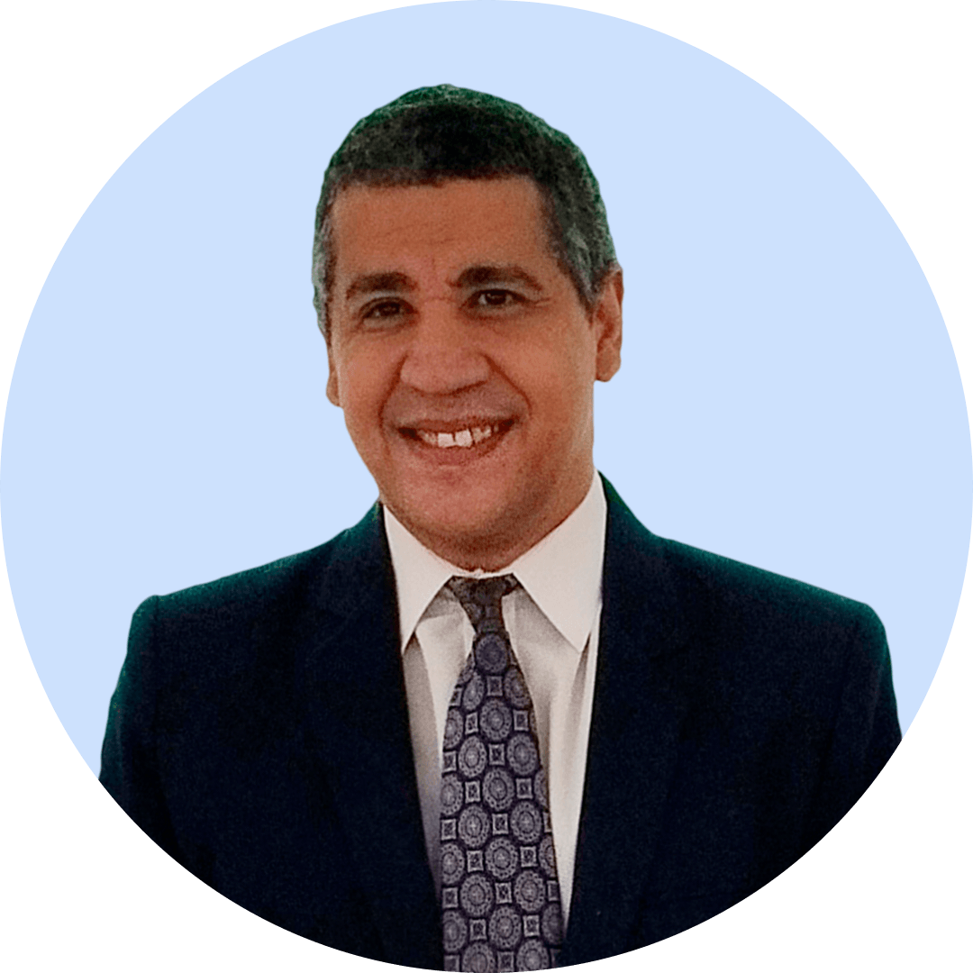 Dr. Richard Amaro Gómez