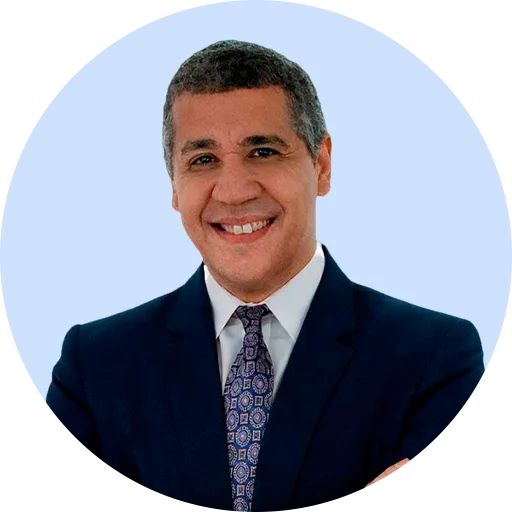 Dr. Richard Amaro Gómez